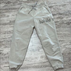 lululemon athletica Joggers  size 6